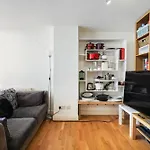 Double Rm And Ensuite In Clapham